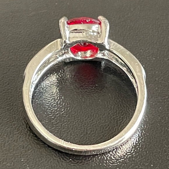 Red crystal S925 silver ring size 6 - Picture 4 of 9